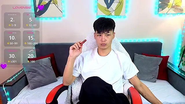 Snapshot of XanneLL chatting on 7, 3, 2026 XanneLL online show from 7, 3, 2026