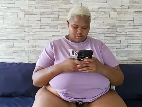 BustyBmw online show from 24, 2, 2026