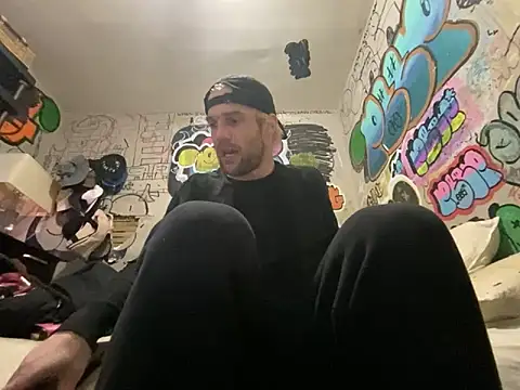 gothboiplzty online show from 5, 5, 2026