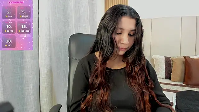 Victoria Rosee online show from 10, 4, 2026
