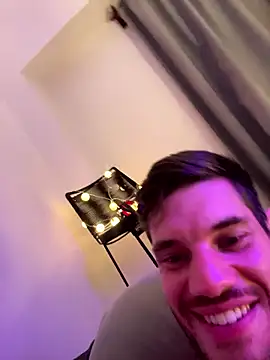 Snapshot of Chuchiybombon chatting on 8, 3, 2026 Chuchiybombon online show from 8, 3, 2026