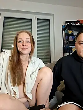 Snapshot of Larifari0406 chatting on 16, 3, 2026 Larifari0406 online show from 16, 3, 2026