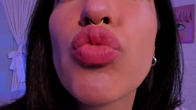 Cleo Foxx online show from 16, 7, 2026