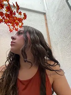 Annie bonnie  online show from 1, 6, 2026