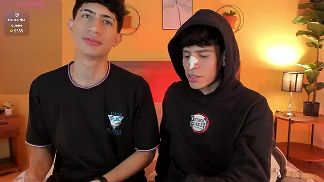 Snapshot of Angel_eros_ chatting on 7, 3, 2026 Angel eros online show from 7, 3, 2026