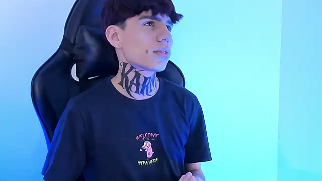 Snapshot of Angel_eros_ chatting on 23, 3, 2026 Angel eros online show from 23, 3, 2026