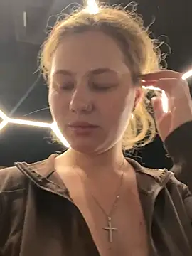 Snapshot of AsynaYuuki chatting on 24, 2, 2026 AsynaYuuki online show from 24, 2, 2026