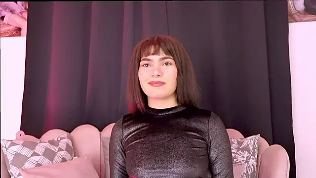 dakotacollins  online show from 10, 6, 2026