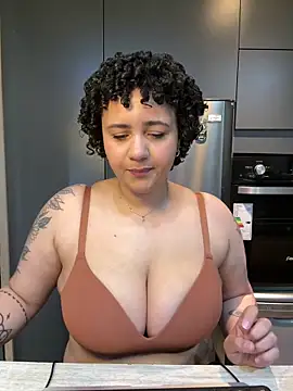 Snapshot of BabyChanntal chatting on 19, 2, 2026 BabyChanntal online show from 19, 2, 2026