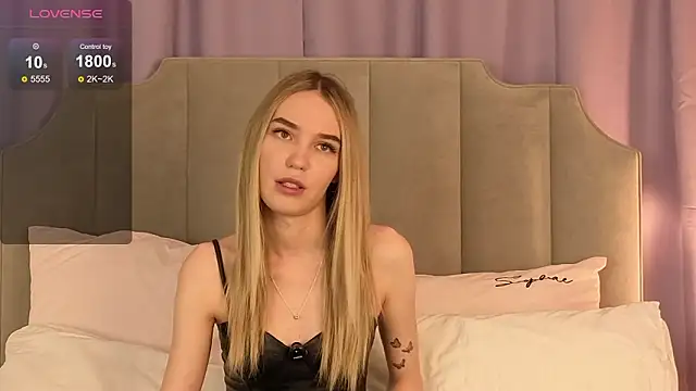 Snapshot of NikkiRyx chatting on 11, 2, 2026 NikkiRyx online show from 11, 2, 2026