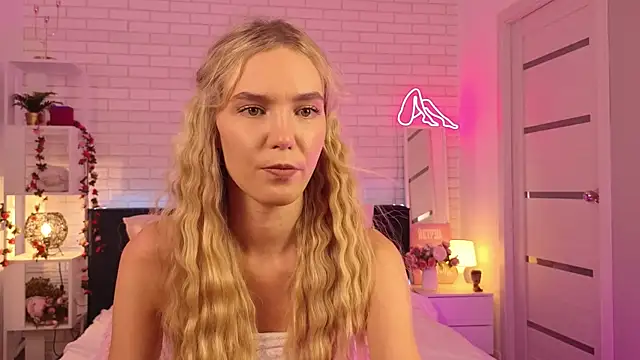 NikkiRyx online show from 8, 7, 2026