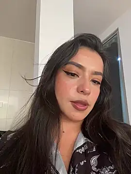 Snapshot of foxxy_lover chatting on 3, 2, 2026 foxxy lover online show from 3, 2, 2026