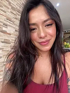 Snapshot of foxxy_lover chatting on 6, 2, 2026 foxxy lover online show from 6, 2, 2026