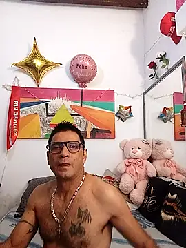 yoahotpetrafiery online show from 19, 3, 2026