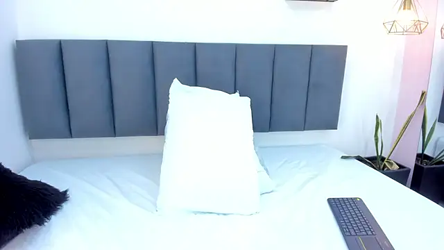 sam doll  online show from 9, 6, 2026