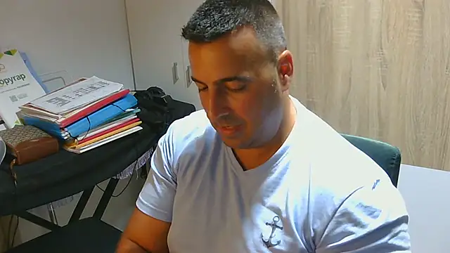 Snapshot of VanillaTime78-Jorge chatting on 8, 8, 2026 VanillaTime78-Jorge online show from 8, 8, 2026