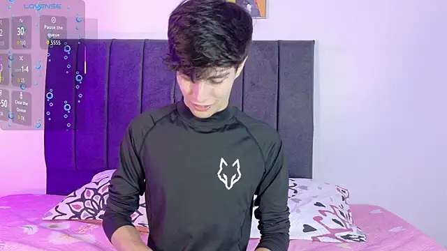 axxxel twink online show from 25, 6, 2026