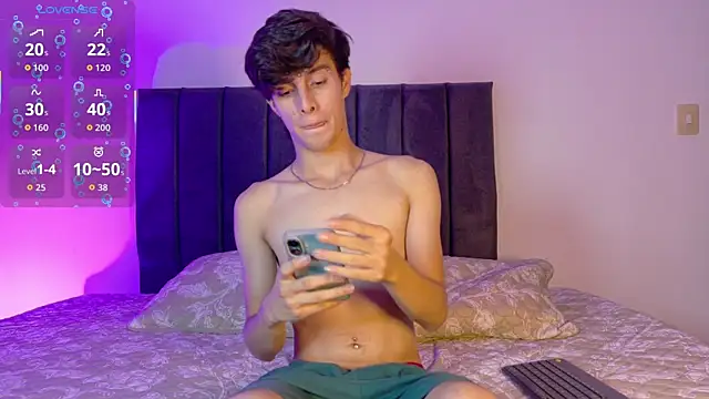 axxxel twink online show from 28, 7, 2026
