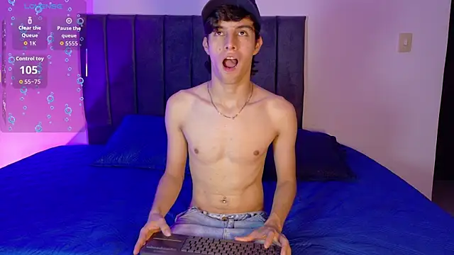 axxxel twink online show from 1, 8, 2026