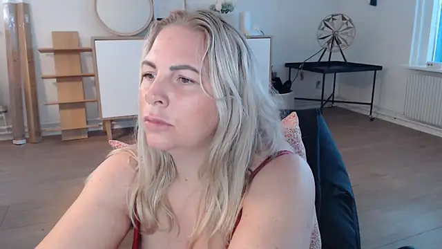 Snapshot of Amanda_Norsk chatting on 24, 3, 2026 Amanda Norsk online show from 24, 3, 2026