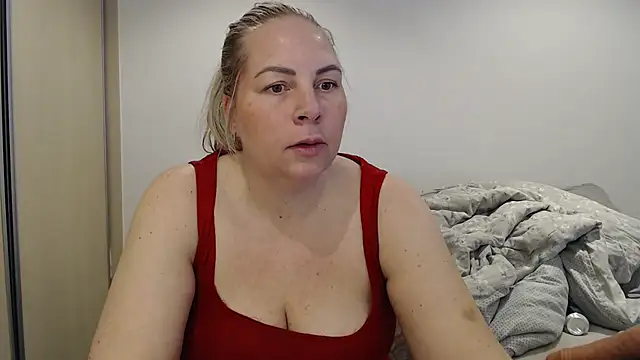 Snapshot of Amanda_Norsk chatting on 5, 4, 2026 Amanda Norsk online show from 5, 4, 2026