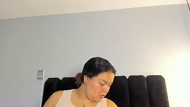 Snapshot of Amaranoir- chatting on 1, 2, 2026 Amaranoir- online show from 1, 2, 2026