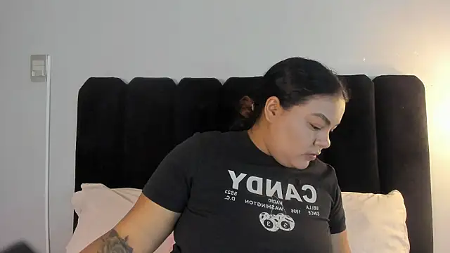 Snapshot of Amaranoir- chatting on 28, 2, 2026 Amaranoir- online show from 28, 2, 2026