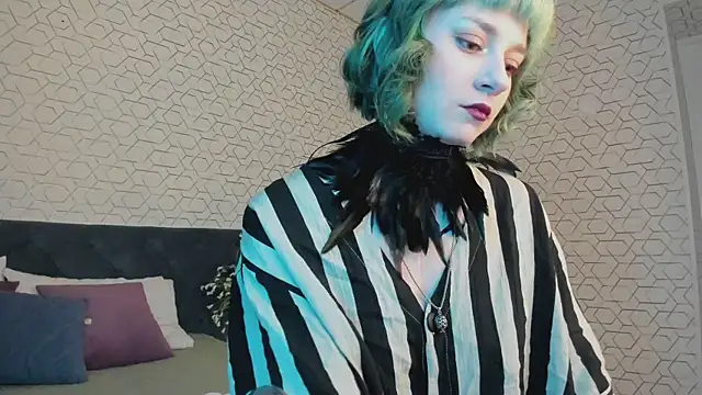 Scarle Whisper online show from 11, 5, 2026