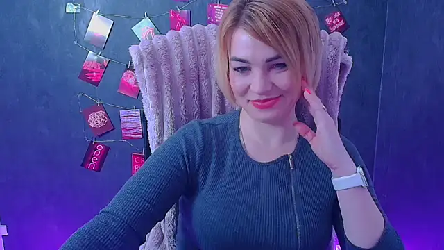 CuttieEmma online show from 29, 4, 2026