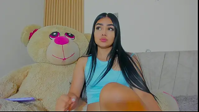 Snapshot of alix_pretty18 chatting on 18, 3, 2026 alix pretty18 online show from 18, 3, 2026