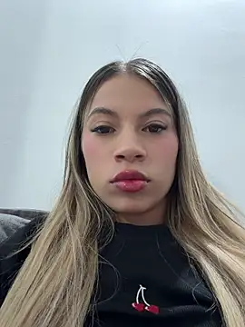 Mia Rosee1 online show from 3, 5, 2026