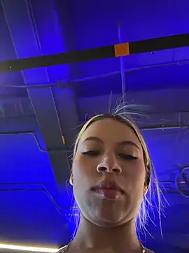 Mia Rosee1 online show from 16, 7, 2026
