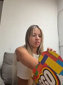 Mia Rosee1 online show from 19, 7, 2026