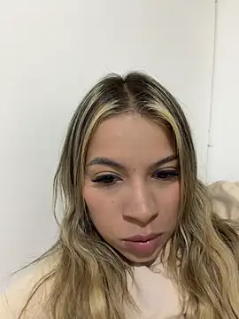Mia Rosee1 online show from 23, 7, 2026
