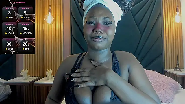 Snapshot of Sotf_Charlotte chatting on 25, 6, 2026 Sotf Charlotte online show from 25, 6, 2026