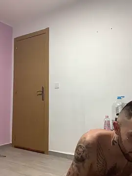 Snapshot of robeertiito chatting on 20, 3, 2026 robeertiito online show from 20, 3, 2026