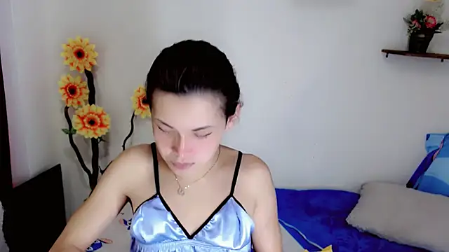 Snapshot of NathalialLooes chatting on 19, 6, 2026 NathalialLooes online show from 19, 6, 2026
