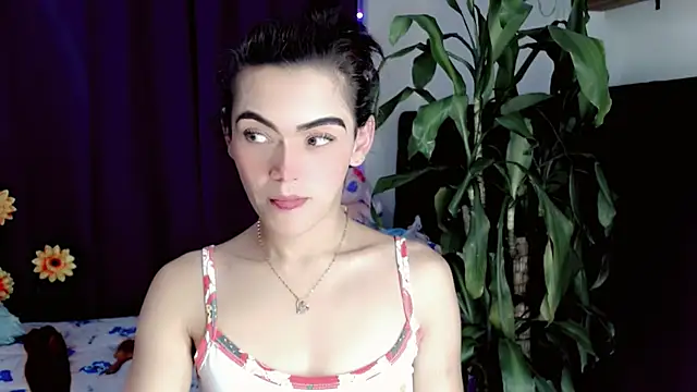 Snapshot of NathalialLooes chatting on 9, 7, 2026 NathalialLooes online show from 9, 7, 2026