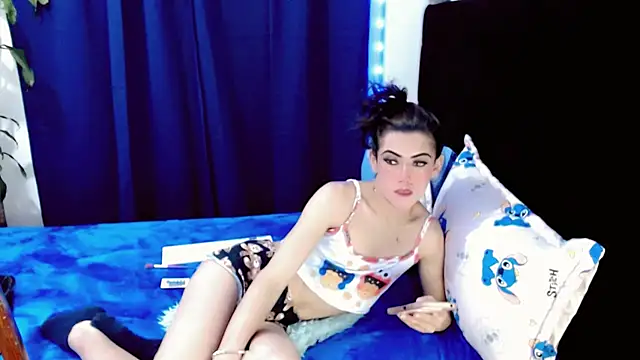 Snapshot of NathalialLooes chatting on 18, 7, 2026 NathalialLooes online show from 18, 7, 2026