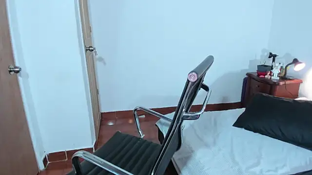 AshlyViper online show from 27, 2, 2026