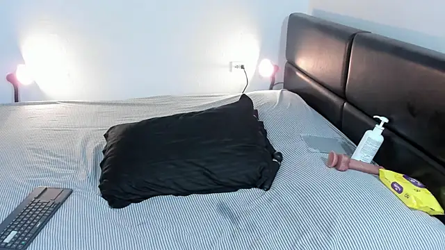 AshlyViper online show from 22, 3, 2026