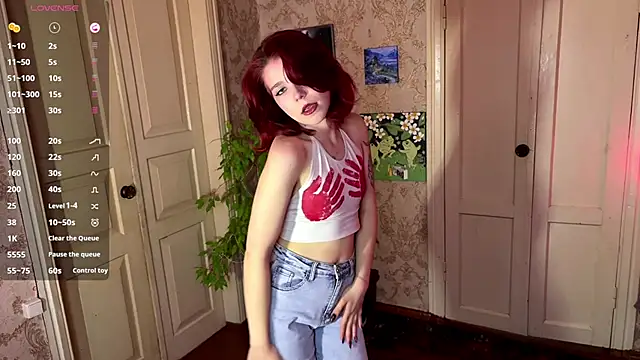 LaurynGeisinger online show from 2, 4, 2026