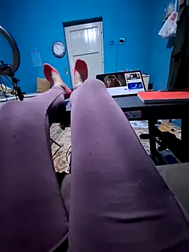 Snapshot of Civciv1993 chatting on 4, 2, 2026 Civciv1993 online show from 4, 2, 2026