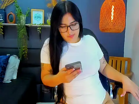 eliza pink24 online show from 2, 2, 2026