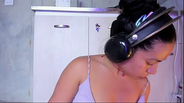 chiarafustox online show from 7, 8, 2026