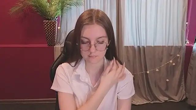 VixenLight online show from 4, 3, 2026