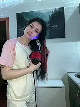 Carolina G0lden online show from 2, 5, 2026