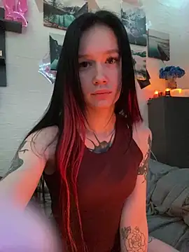 Carolina G0lden online show from 9, 5, 2026