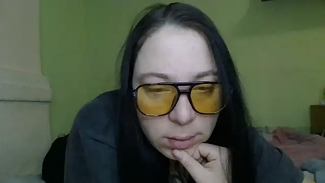 MillaSourety online show from 12, 2, 2026