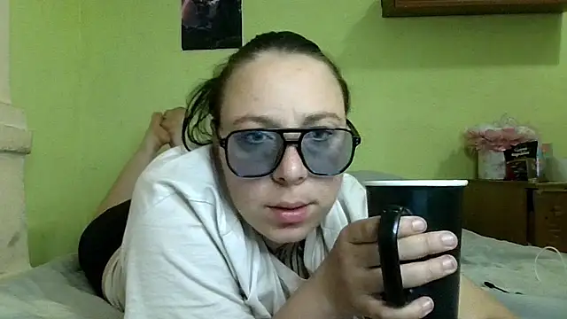 MillaSourety online show from 29, 4, 2026